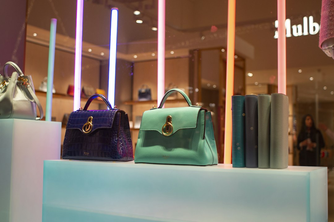 Choosing the Perfect Handbag to Complement Your Style
