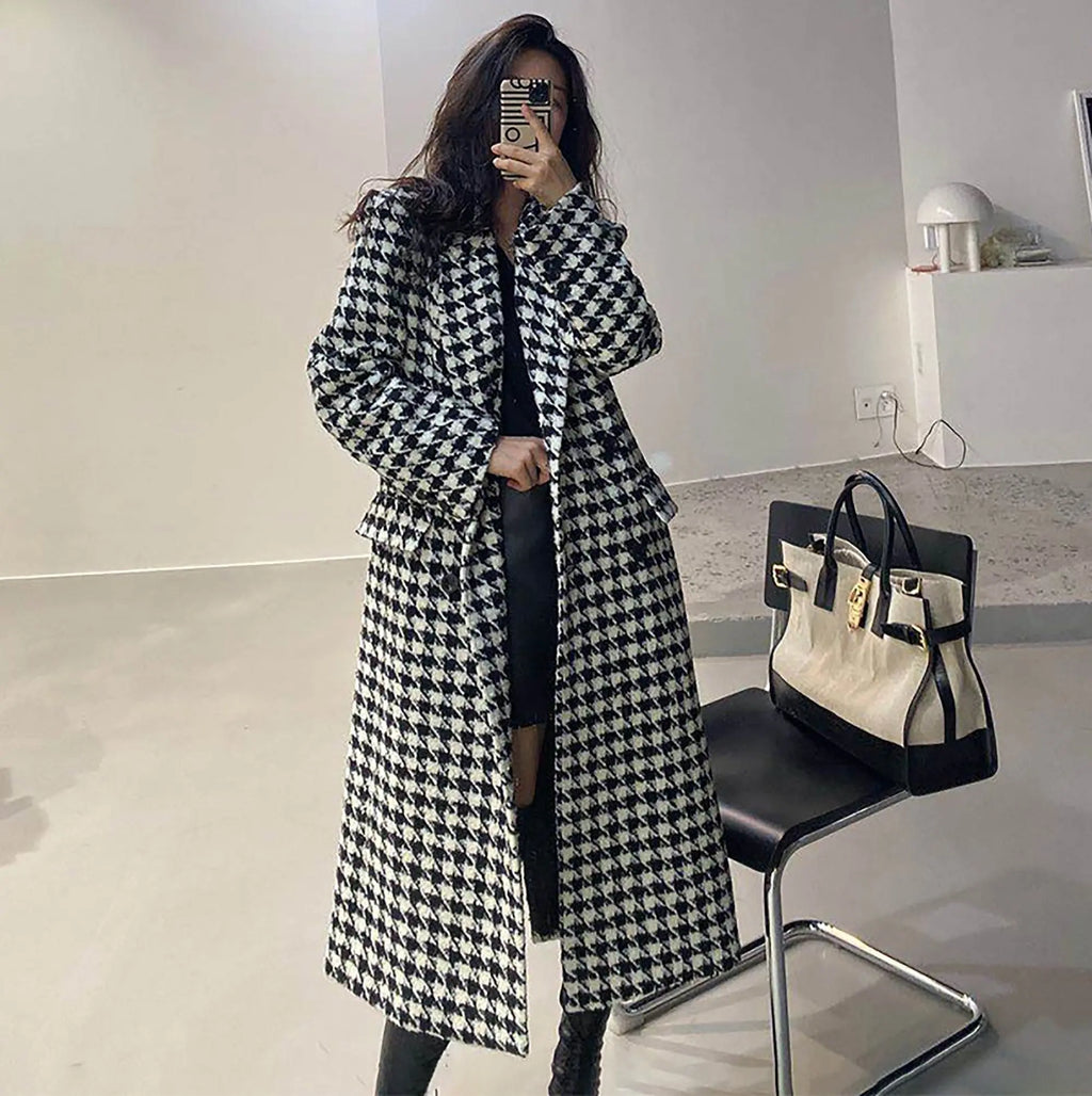 Black White Houndstooth Double Breasted Wool Blend Long Coat Vivian Seven Black White Houndstooth Double Breasted Wool Blend Long Coat Vivian Seven