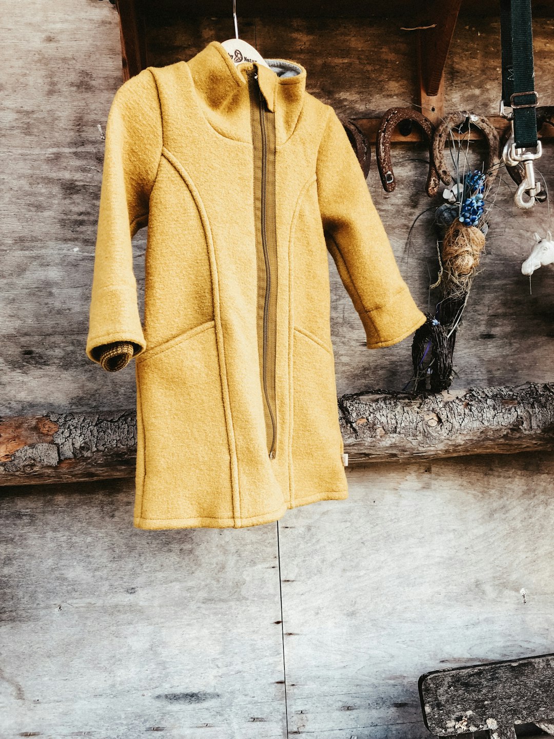 Style Your Look: Tips for Mastering the Art of Wool Coat Fashion