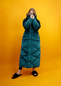 Women's Winter Green Velvet Hooded Goose Down Puffer Maxi Coat