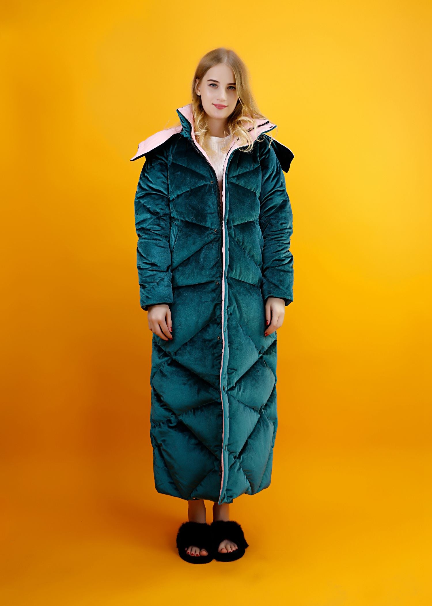 Steven Alan／PE PADDED DARUMA HOOD COAT Green Velvet Hooded Goose Down Puffer Maxi Coat – Vivian Seven