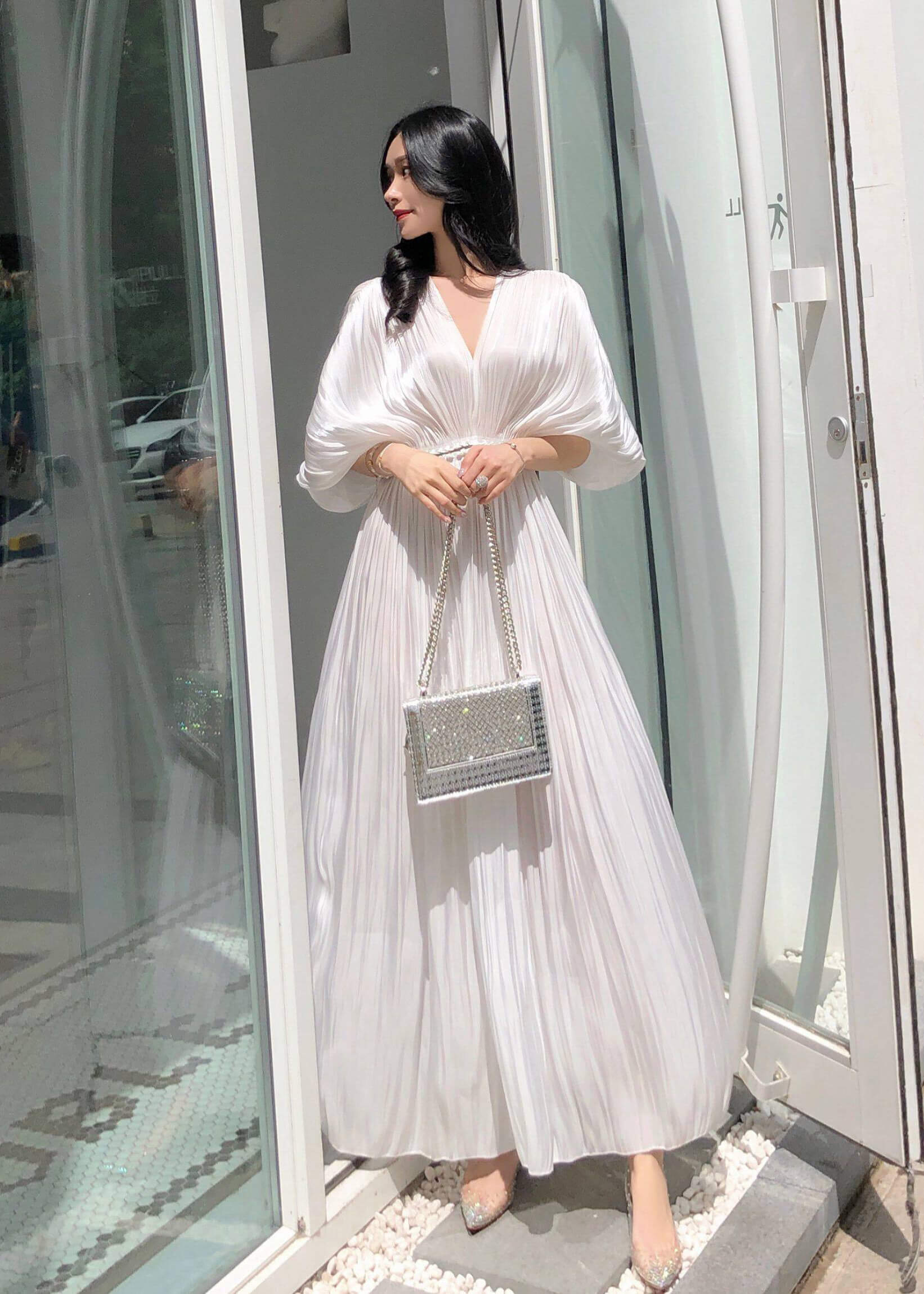 Short Sleeve Pleated Maxi Dress | Vivian Seven