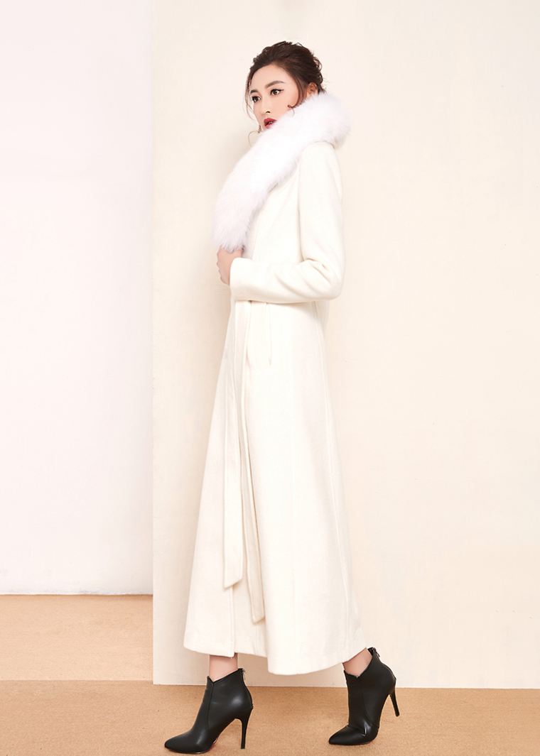 Women's White Fox Fur Collar Single Breasted Belted Wool Blend Long Coat