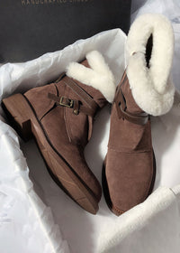 Women's Beled Buckle Genuine Suede Shearling Lined Booties Brown