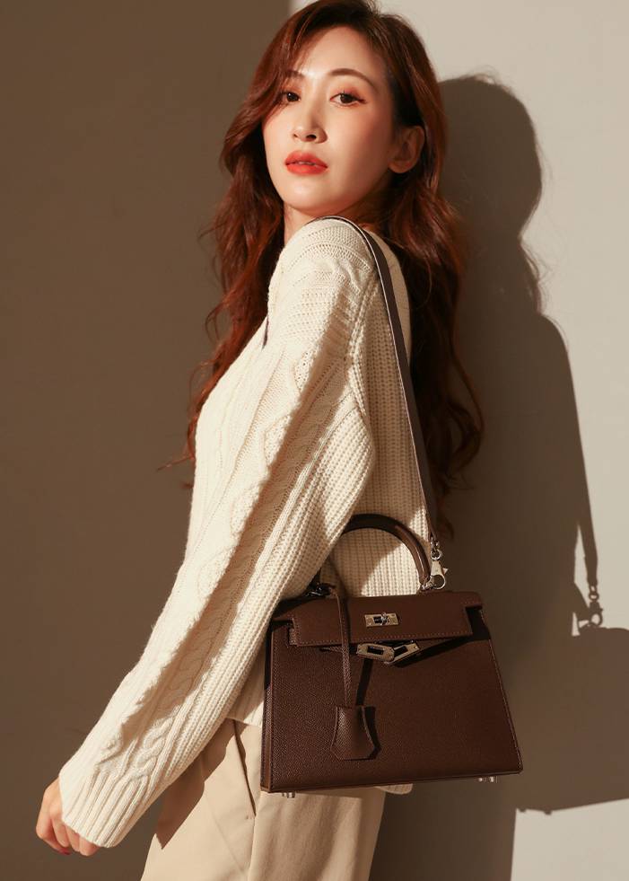 brown leather shoulder bag