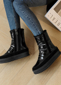 women black  snow booties