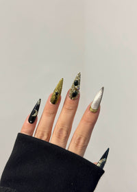 pointed nails