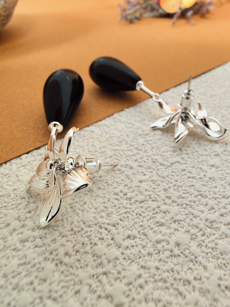 Silver Flower Black Resin Teardrop Drop Earrings