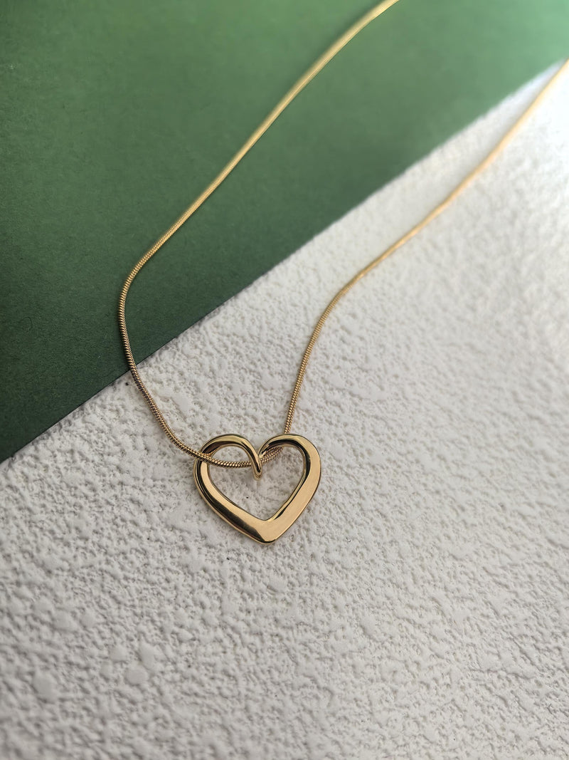 Snake Chain Gold Plate Heart Pendant Dainty Minimalist Necklace