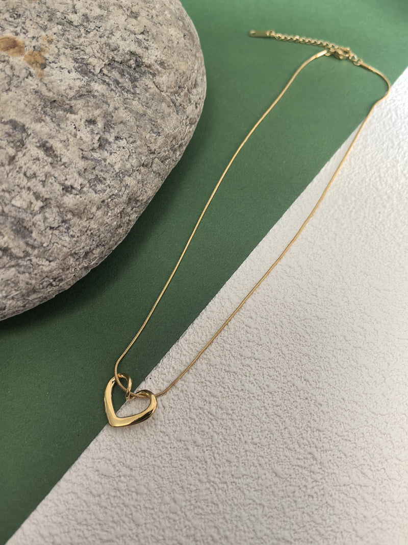 Snake Chain Gold Plate Heart Pendant Dainty Minimalist Necklace