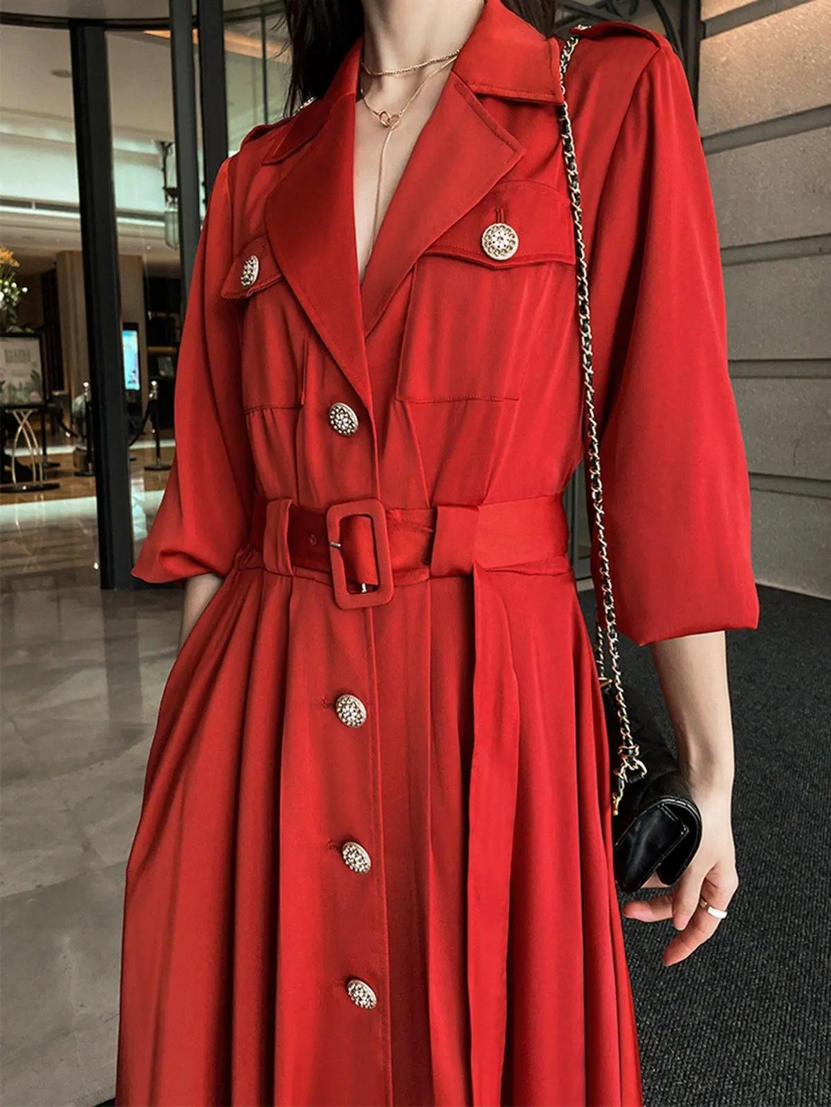 Red Single-Breasted Belted Light Weight Trench Coat | Vivian Seven Xs Red Single-Breasted Belted Light Weight Trench Coat | Vivian Seven Xs