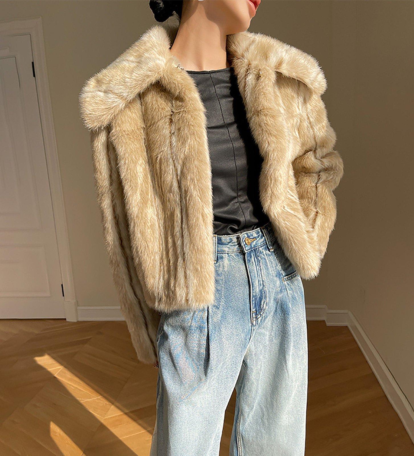 Jasmine Faux Fur Big Collar Short Coat – Vivian Seven