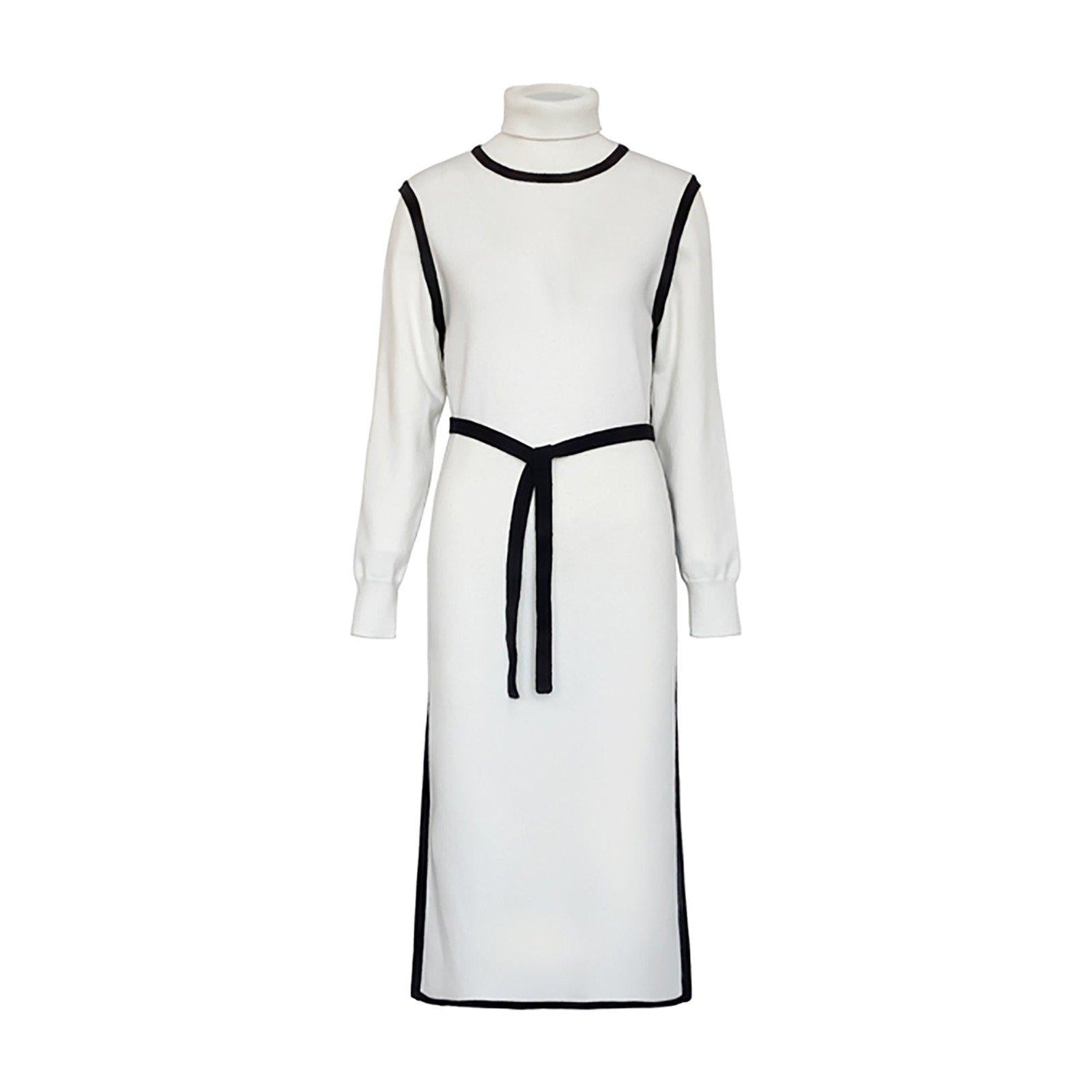 White Elastic Knit Mock Neck Midi Sweater Dress L White Elastic Knit Mock Neck Midi Sweater Dress – Vivian Seven