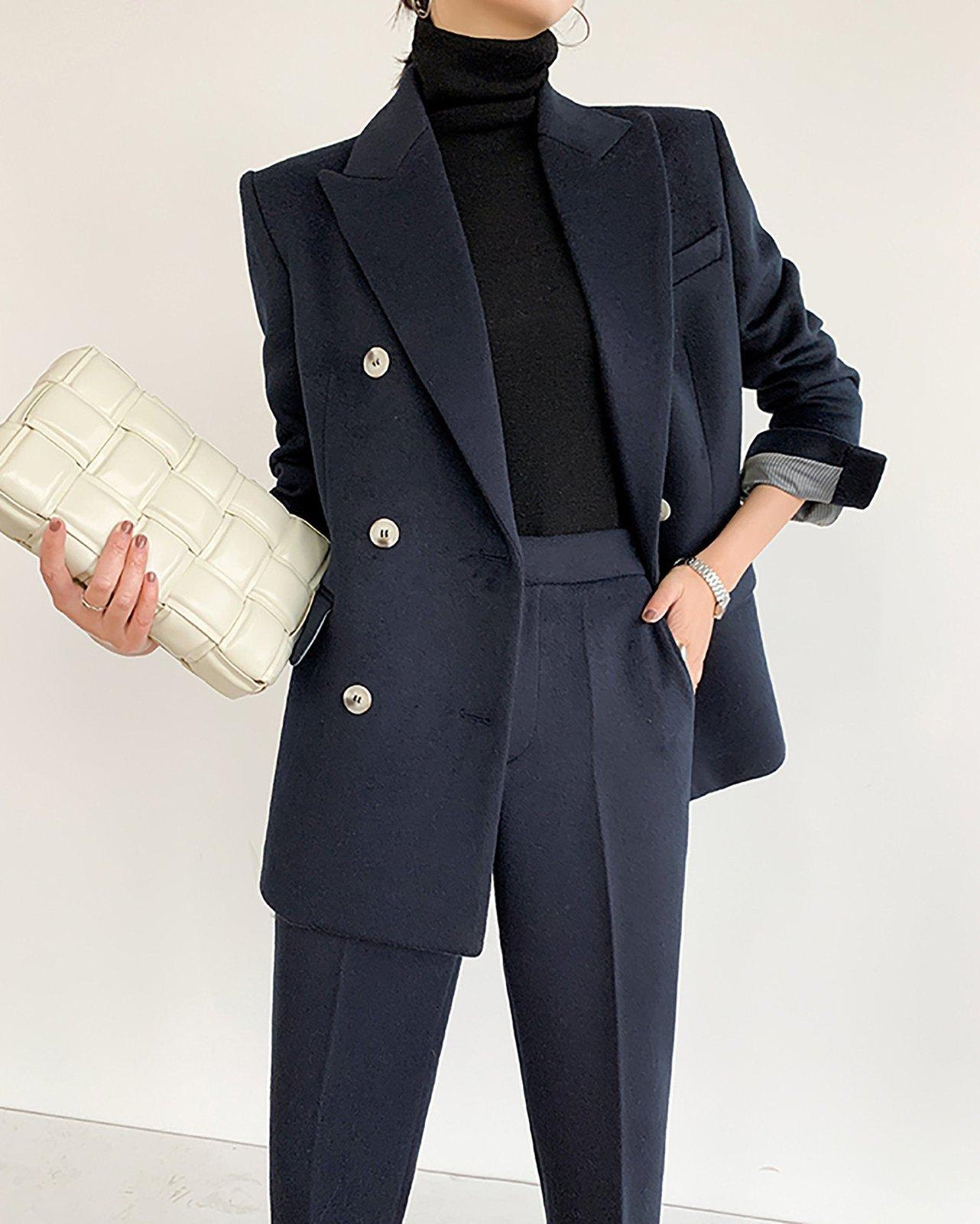 women's navy blue blazer
